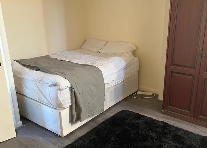 Georgian Double Near City Centre